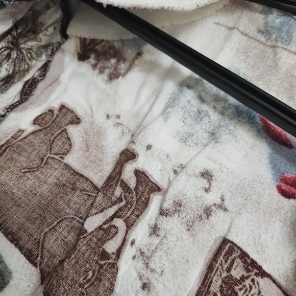 Very vibrant, vintage shirt, size medium? - Picture 12 of 12